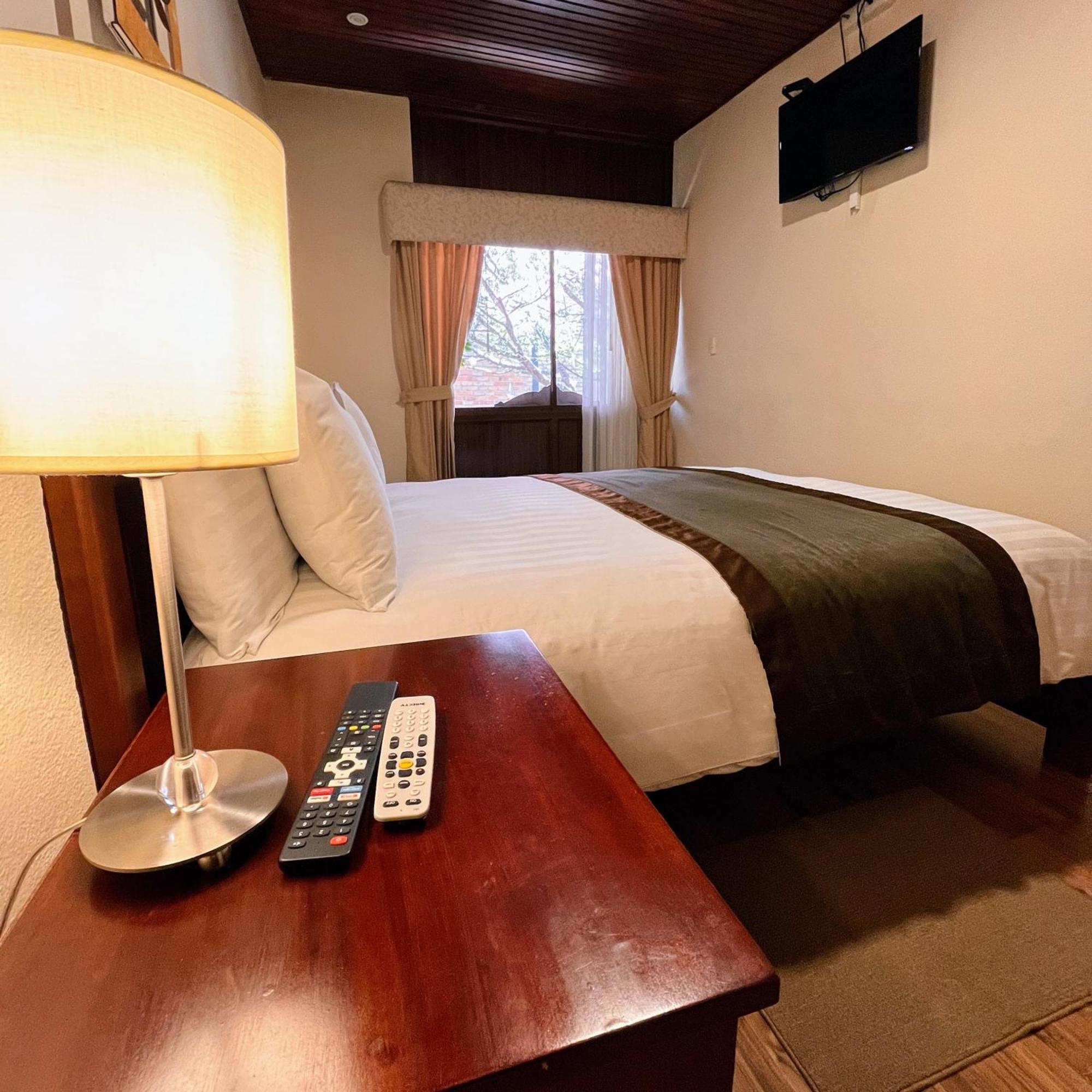 Alojamento de Acomodação e Pequeno-almoço Casa Lloret 3*