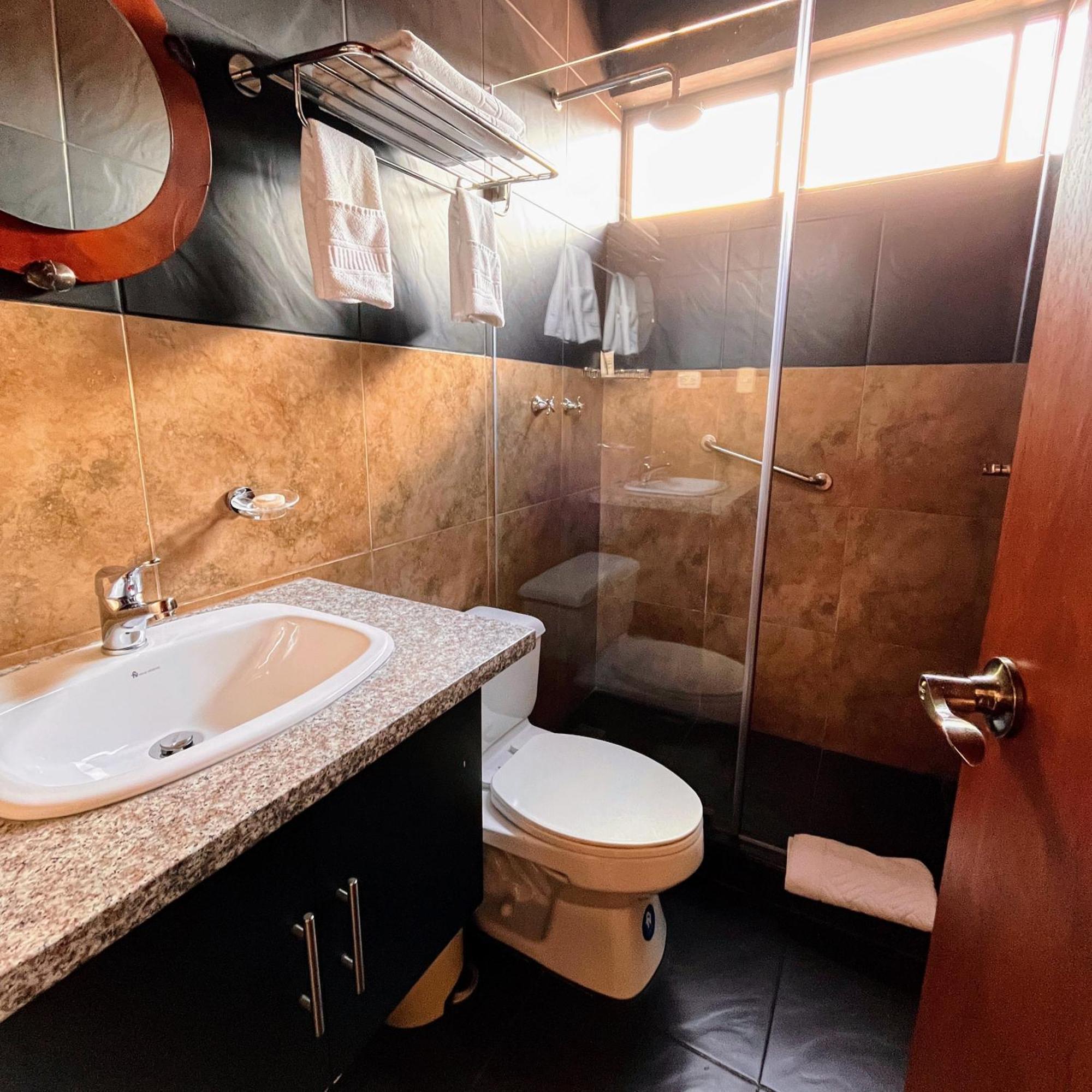 Casa Lloret 3*